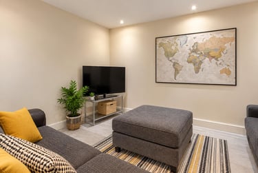 1 bed house, Richmond Road, Plasnewydd, Cardiff, CF243BW - Image 2